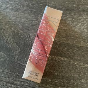 Kylie High Gloss in Diva